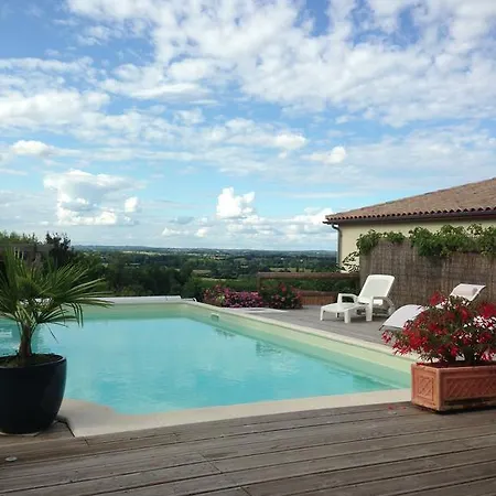 L'ancienne Forge 27 Rue De La Creche Bourg Born 3*