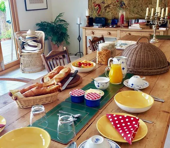 L'ancienne Forge 27 Rue De La Creche Bourg Born Bed and Breakfast 3*